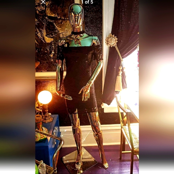 Gorgeous Little Black Dress, LBD. All Lace, with lovely buttoned choker. Sexy :) - Picture 1 of 5